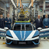 La policía italiana estrena un Lamborghini de 920 CV, pero no es para poner multas de tráfico 