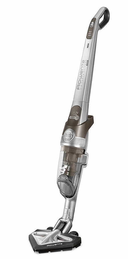 Por 149 euros podemos hacernos con el aspirador de tipo escoba Rowenta Air Force Extreme Silence RH8929WO en Amazon