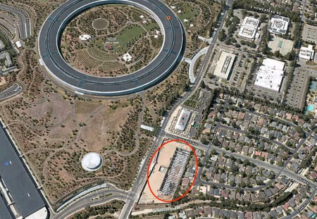 建物はとても新しいので、Apple Maps では今日完成したように見えません