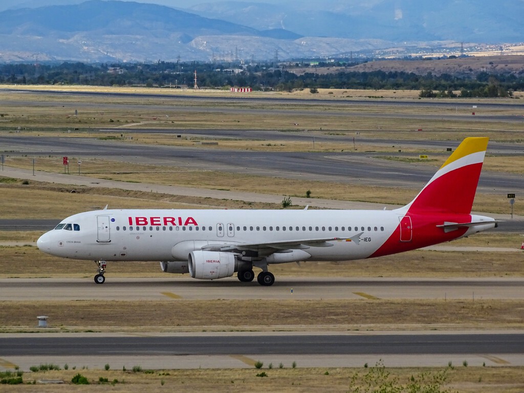 Airbus ha lanzado una alerta urgente para los A320, el avión más entregado del mundo: se avecinan “interrupciones operativas"