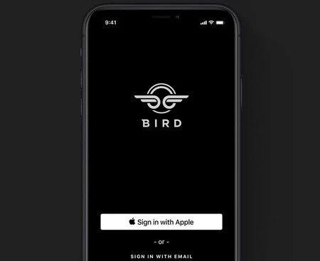 Apple でサインイン