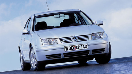 Volkswagen Jetta V5, la locura de ingeniería detrás de un motor tan peculiar