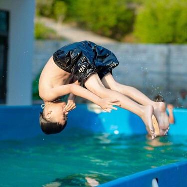 Cómo mantener el agua de una piscina desmontable limpia durante todo el verano sin tener que vaciarla