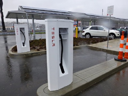 La red de supercargadores de Tesla se extiende por Estados Unidos