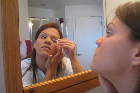 Quítate el maquillaje antes de ir al gimnasio