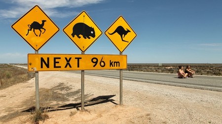 Australia hará realidad un corredor con electrolineras de casi 2.000 kilómetros, pero solo por la costa