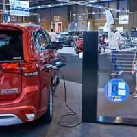 El Salón del Vehículo de Ocasión de Madrid ya ha abierto sus puertas, con protagonismo de coches eléctricos e híbridos