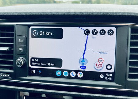 Velocidade do Google Maps e Waze vs. velocidade do velocímetro