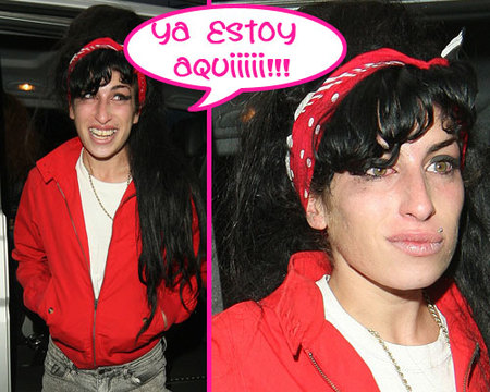 Amy Winehouse vuelve a casa liándola