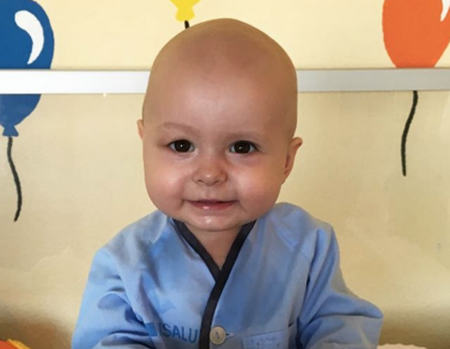 #SuperCataleya, la campaña puesta en marcha por los padres de una bebé con leucemia, para fomentar las donaciones de médula