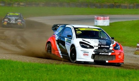 Alexander Hvaal gana, Timur Timerzyanov a un paso del título