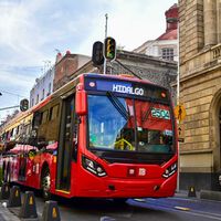 Invadir el carril del Metrobús es motivo de multa, y así te pueden sancionar aun sin un policía de tránsito 