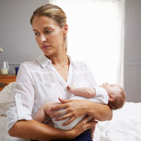 El "burnout parental" o agotamiento extremo de los padres es real, un estudio lo confirma