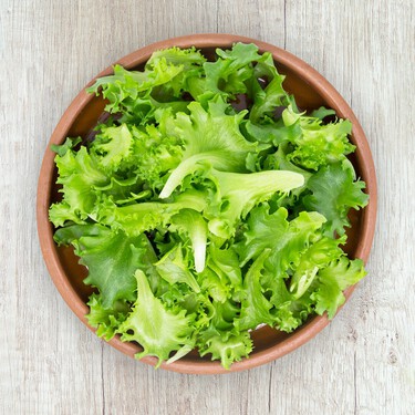 Por menos de 13 euros podemos tener el cacharro ideal para dejar la lechuga bien seca y preparar ensaladas deliciosas