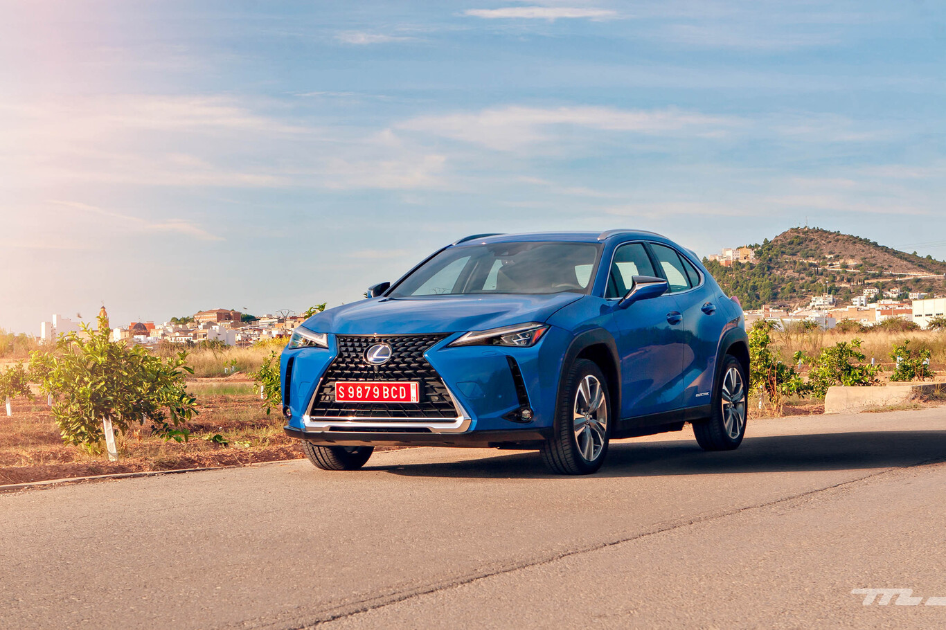 Probamos el Lexus UX 300e, un coche eléctrico muy refinado, pero excesivamente caro para 315 km de autonomía