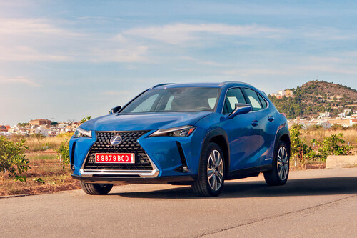 Probamos el Lexus UX 300e, un coche eléctrico muy refinado, pero excesivamente caro para 315 km de autonomía