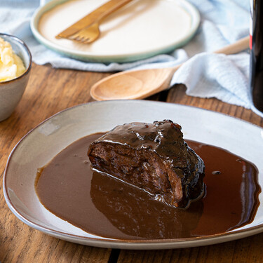 Carrilleras al Pedro Ximénez, receta fácil de un guiso infalible