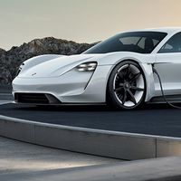 6 mil millones de euros es lo que invertirá Porsche en el desarrollo de sus autos híbridos y eléctricos