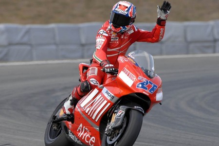 Casey Stoner cree en Jorge Lorenzo: "No tengo ninguna duda de que puede ganar con Honda"
