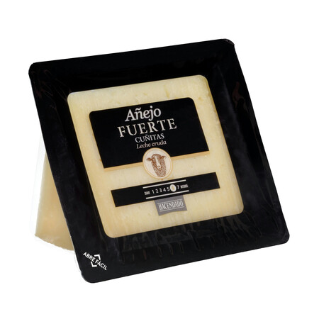 Queso Anejo Fuerte De Oveja Hacendado Cortado En Cunitas