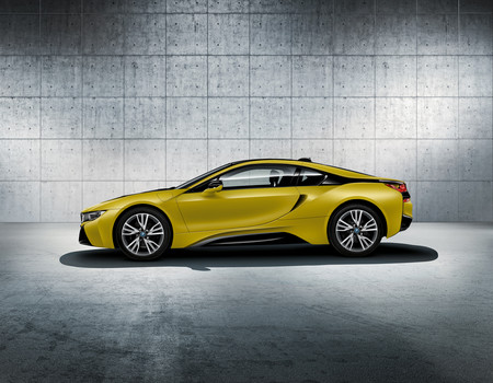 Bmw I8 Protonic Frozen Yellow 3