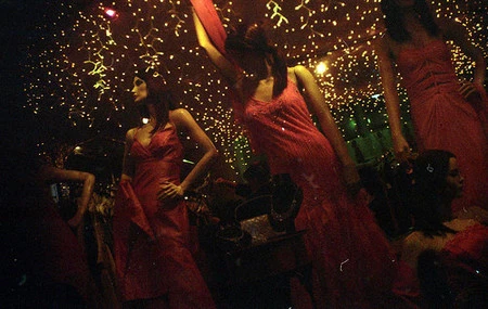 Cómprate el vestido de fiesta para el 2009 en las rebajas