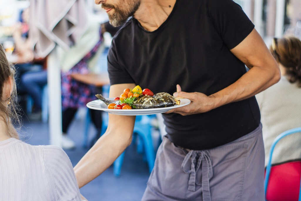 El drama del menú del día en España: sube a 15 euros de media y aún así apenas es rentable para los restaurantes