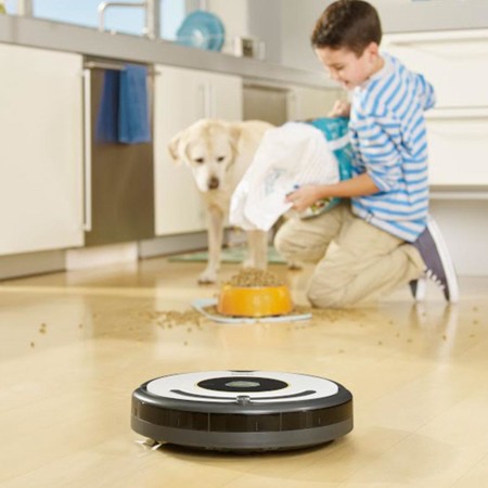 Robot aspirador iRobot Roomba 605 por 239,99 euros y envío gratis