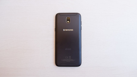 Adiós a la familia Galaxy J, Samsung la combina con la Galaxy A