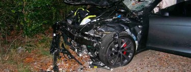 Conducía su Tesla Model S de noche con el Autopilot activado cuando se le cayó el móvil. Recogerlo fue la peor decisión de su vida porque mató a una mujer: ahora Tesla ha sido condenada a pagar 243 millones