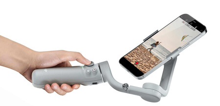 DJI OM 5: el estabilizador para móviles se renueva con un brazo extensible para hacer selfies