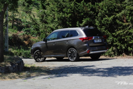 Mitsubishi Outlander Phev 185