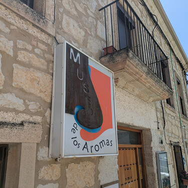 El único museo de Europa dedicado al olfato está en este diminuto pueblo de Burgos: se pueden olisquear casi 100 aromas