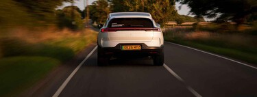 Más de 900 km sin recargar. Un coche eléctrico ha batido otro récord Guinness de autonomía, pero hay trampa