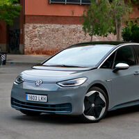 La falta de chips ya paraliza la producción de coches eléctricos como el CUPRA Born y los Volkswagen ID.3 e ID.4