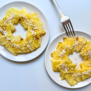 Carpaccio de piña, un postre que combina el sabor dulce, ácido y picante