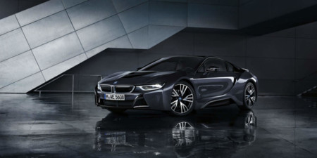 BMW i8 Protonic Dark Silver Edition: El traje de gala para el híbrido por excelencia de BMW