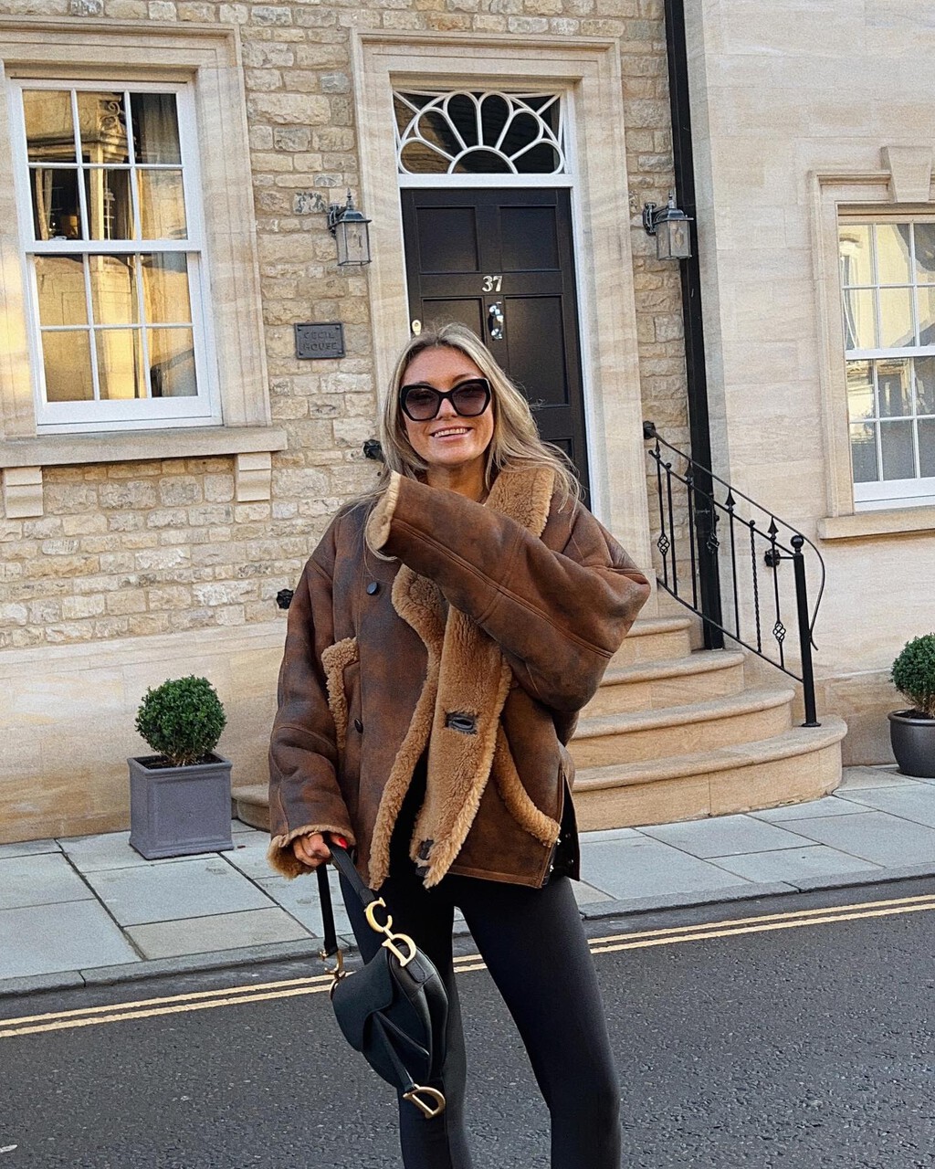 El outlet de El Corte Inglés agotará las botas UGG con taconcito favoritas de las chicas bajitas ahora rebajadas por tiempo limitado 