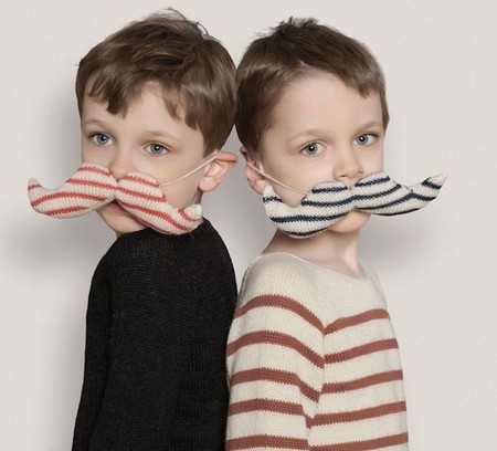 Una buena idea: mostachos tejidos para los peques