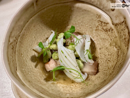 Habas A La Menta Con Calamares Y Panceta De Cerdo