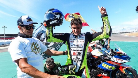 Adrián Huertas, el campeón español de Supersport 300, subirá a Supersport en 2022 con una Kawasaki ZX-6R