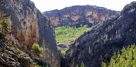 Pozo Del Salto En Molinos