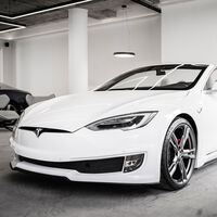 Ares Design se atreve a descapotar al Tesla Model S, dando vida a otro de los pocos eléctricos cabrio que existen