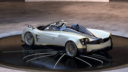 Pagani Huayra Roadster Gyrfalcon