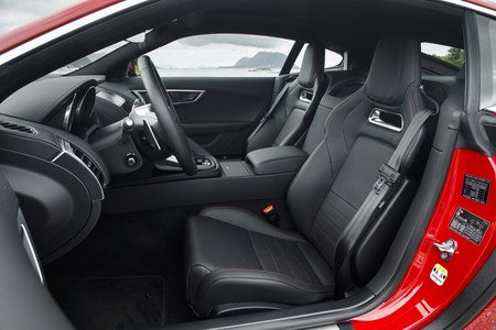 Jaguar F Type 2 0 2018 006