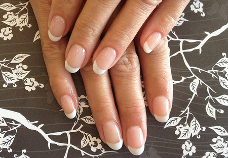 Uñas: misma estructura, mismos problemas que el cabello