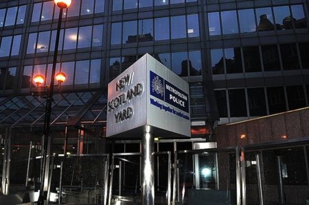 La policía de Londres utiliza un sistema de vigilancia para controlar los teléfonos móviles