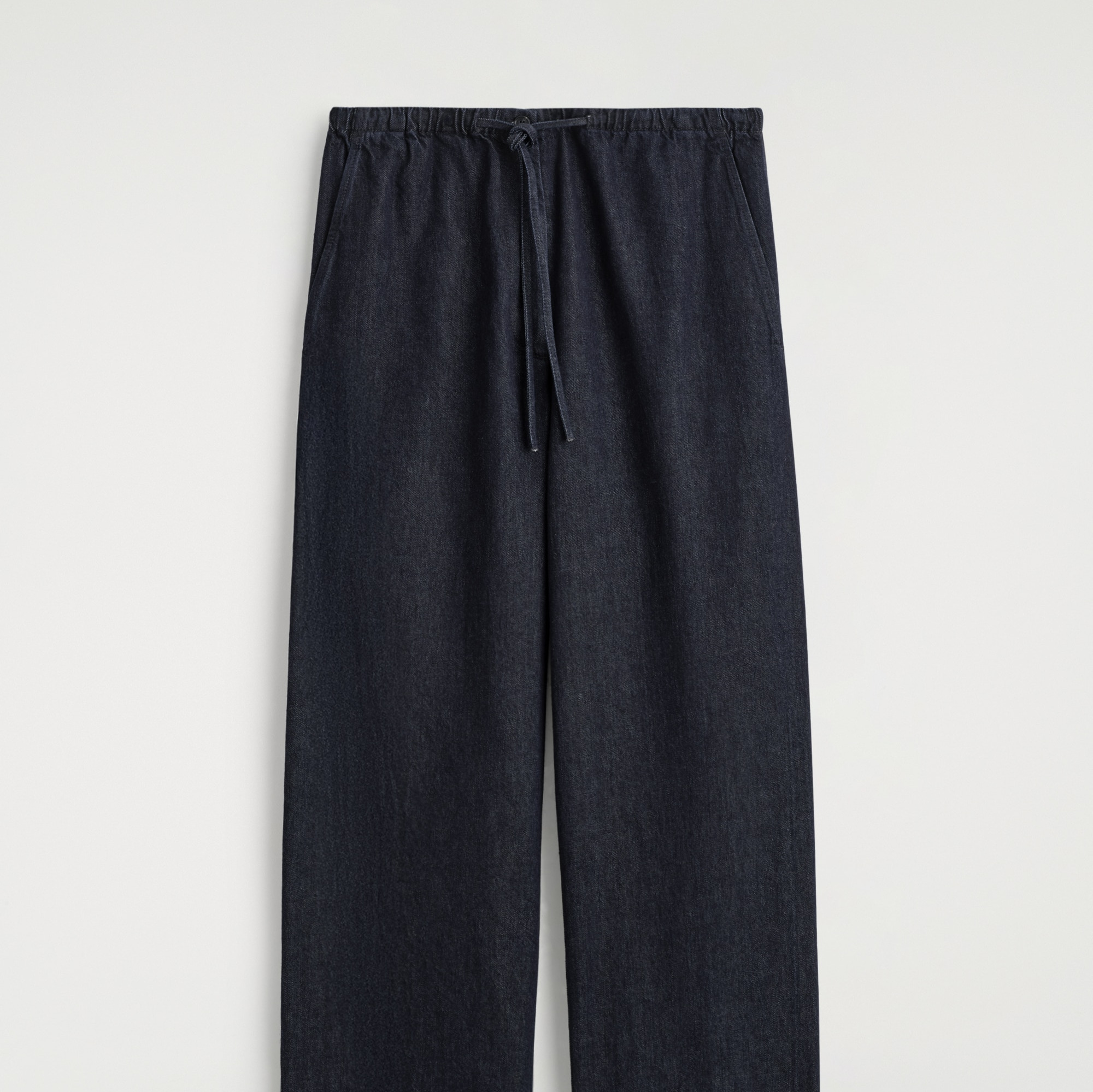 COS
PANTALÓN VAQUERO CORDÓN