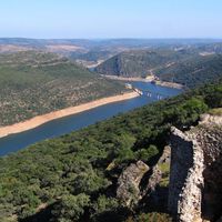 En 1965 el franquismo quería construir un enorme embalse en Extremadura: en su lugar tuvo 50 muertos y un encubrimiento 
