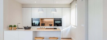 El trucazo para limpiar el interior del horno de forma rápida y sin dañarlo